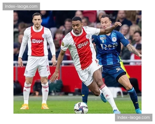 奈梅亨欧冠资格冲击:1.6%概率逆袭背后的战术革新 奈梅亨欧冠资格冲击:1.6%概率逆袭背后的战术革新