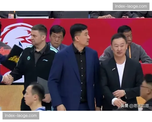 刘维伟构建快防体系应对内线短板 青岛转换进攻提速至五秒